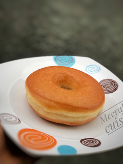 A picture of Ring doughnuts.