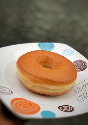 A picture of Ring doughnuts.