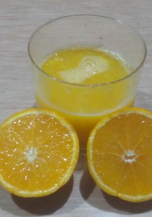 Una foto de Jugo exprimido de naranja