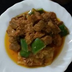 A picture of Shimla mirch gosht.