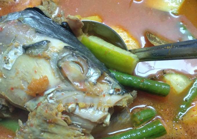 Resep Lempah Nanas Kepala Ikan Tenggiri Oleh Linda🍱alamee🍜💃🏿 Cookpad