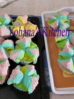 Foto resep Bolu Kukus Pelangi