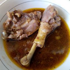 A picture of Kienyeji chicken stew #Authormarathon.