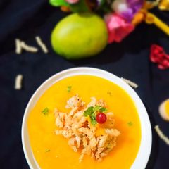 A picture of Crunchy Pasta In Mango Puree.