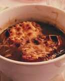 Цибулевий суп / Soupe à l’oignon