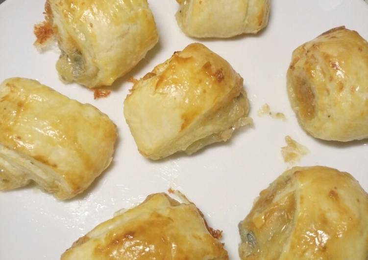 Recipe of Homemade Cheesy pastry bites