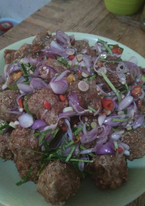 Foto resep Bakso goreng sambal matah
