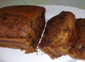 Foto principal de Bizcocho de estevia con nueces y virutitas de chocolate