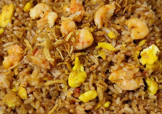 Bagaimana Menyiapkan Nasi goreng udang Anti Gagal