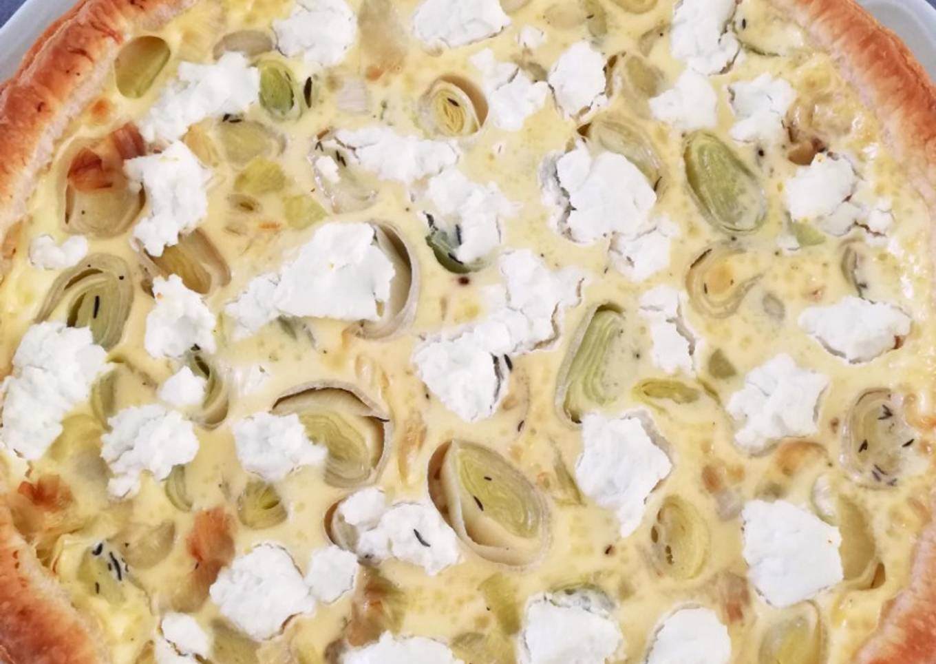 Tarte feuilletée poireaux - chèvre