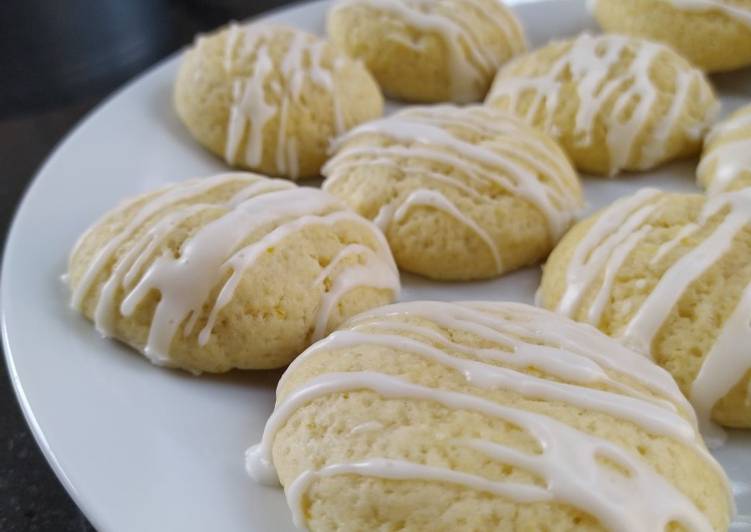 Steps to Make Homemade Lemon biscuits