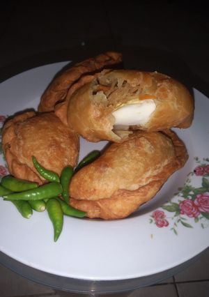 Foto resep Pastel amburadul isi bihun telor 😄😄