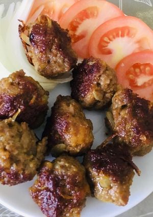 A picture of Mini meat balls.