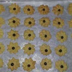 A picture of Kue semprit no mixer anti gagal❤😘.