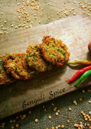 A picture of Crispy Chickpeas Falafel.