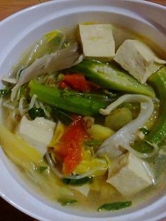 Hình của món Chua cay...Canh chua chay.