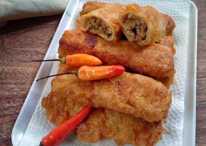 Cara membuat Sosis Solo Ayam Cara membuat Sosis Solo Ayam