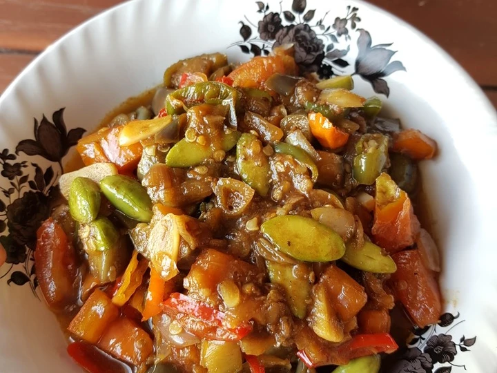 Langkah Gampang Menyiapkan Resep Tumis ikan asin terong petai yang Bisa Manjain Lidah Anti Ribet, Mantap