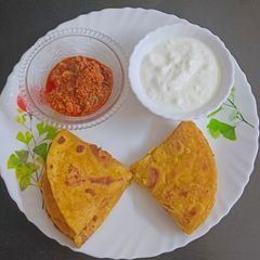 A picture of Ripe Mango Paratha.