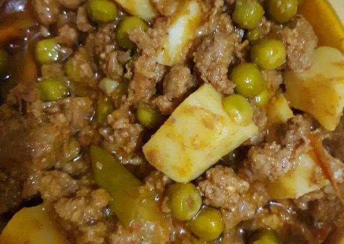 Simple Way to Prepare Homemade Alu matar qeema