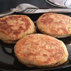 A picture of Potato cakes.