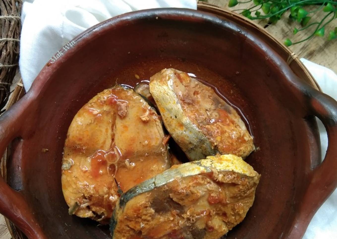 Ikan tongkol masak sarden