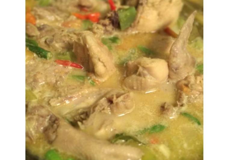 Garang Asem Ayam (Tanpa Daun)