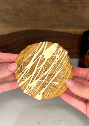 A picture of Chewy Maple White Chocolate Cookies.