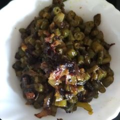 A picture of French beans fry.