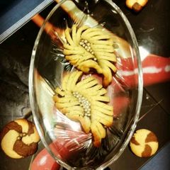 A picture of Lemon chocolate cookies.
