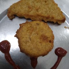 A picture of Designed Bread Pakora.