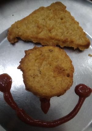 A picture of Designed Bread Pakora.