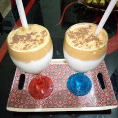 A picture of Dalgona coffee Recipe without machine  by sunaira younus.