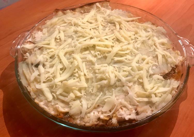 Pastel de carne y pan ázimo (matza) para Pascuas Judías (Pesaj)