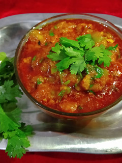 રીંગણા નો ઓળો(rigan olo recipe in Gujarati) રેસીપી મુખ્ય ફોટો