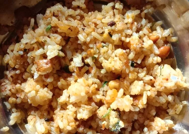 Step-by-Step Guide to Make Any-night-of-the-week Penat spicy fried rice..