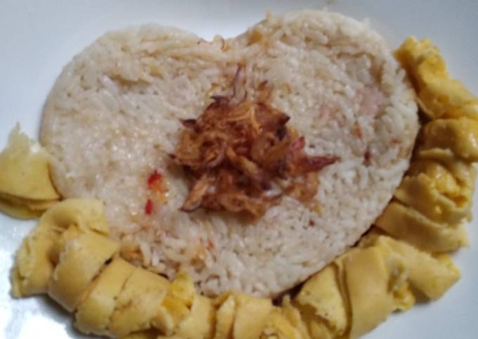 Ini dia! Resep membuat Nasi liwet rice cooker yang sesuai selera