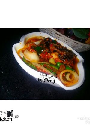 A picture of Scotch bonnet and onions stew (miyar tankwa) by salma.s.Adam.