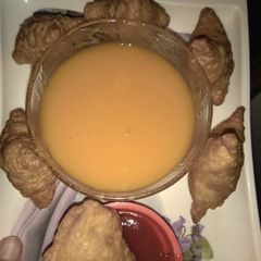 A picture of Lobia  and potato samosa.