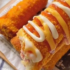 A picture of Sausage rolls.