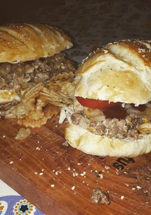 Una foto de Sándwich BBQ con pan Francés