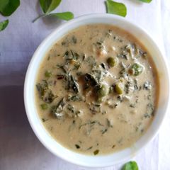 A picture of Methi Mater Malai.