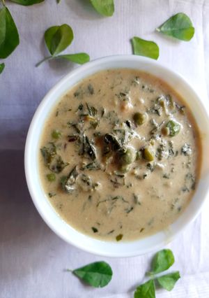A picture of Methi Mater Malai.