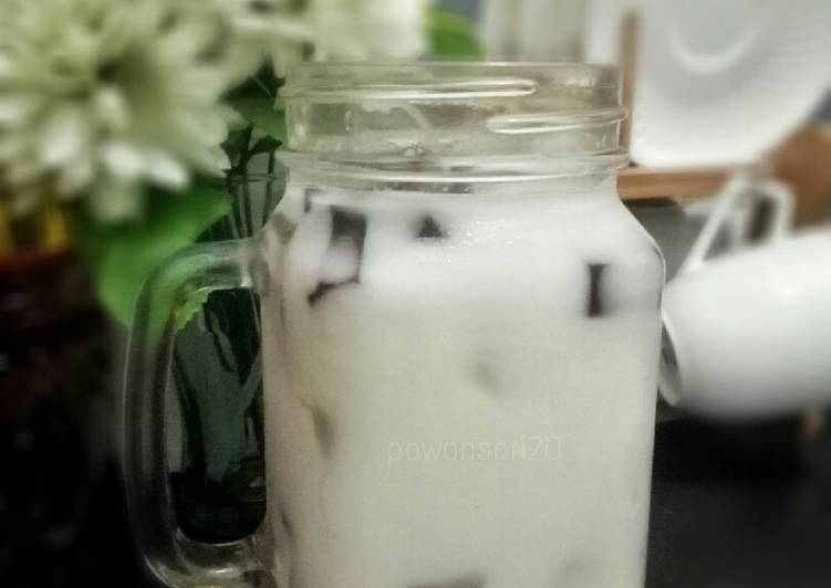 Resep Es Susu Jelly | Cara Bikin Es Susu Jelly Yang Enak Dan Mudah