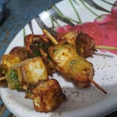 A picture of Grilled paneer starters.