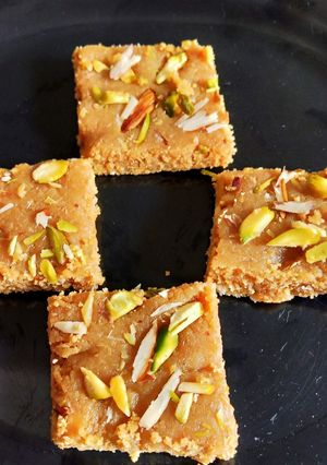 મિલ્ક કેક રેસીપી મુખ્ય ફોટો