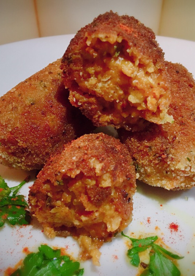 Una foto de Croquetas falsas de “chorizo “ #soja #saludable