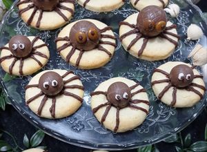 Foto principal de Arañas Halloween de galletitas y bombones 🕷️🕸️🕷️