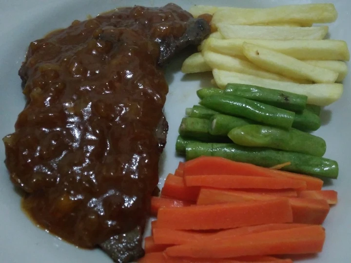 Langkah Gampang Menyiapkan Resep Steak daging sapi saos bbq yang Enak Banget Anti Ribet, Lezat Sekali