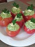 Tomates Rellenos de Pollo y Palta